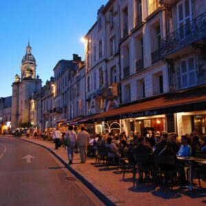 f450FAQ LaRochelle nightlife FrancisGiraudon ML