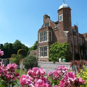 si450 long melford kentwell exterior1