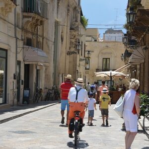 i450 lecce bike street