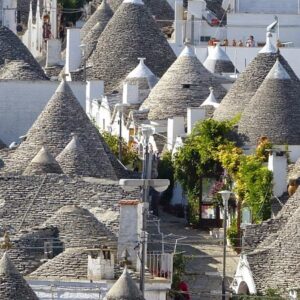 i450 alberobello trulli above