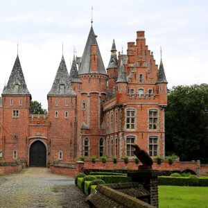 B450 flanders LovendegemSchloss castle bb