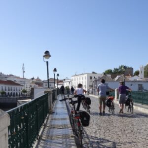 p450 al Tavira town cyclists bridge