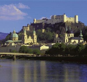 a450 10lakes Salzburg castle eb