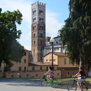 i450 tuscany lucca cyclists4