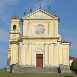 i450 piedmont viverone decorated church2