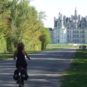 Visit Chateau Chenonceau on a Loire Valley cycling holiday
