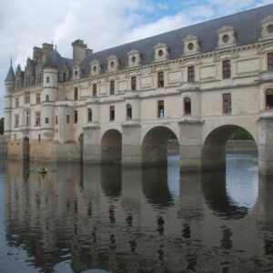 Visit Chateau Chenonceau on a Loire Valley cycling holiday