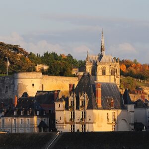 Cycle Breaks River Loire cycling holidays include Amboise Chateau