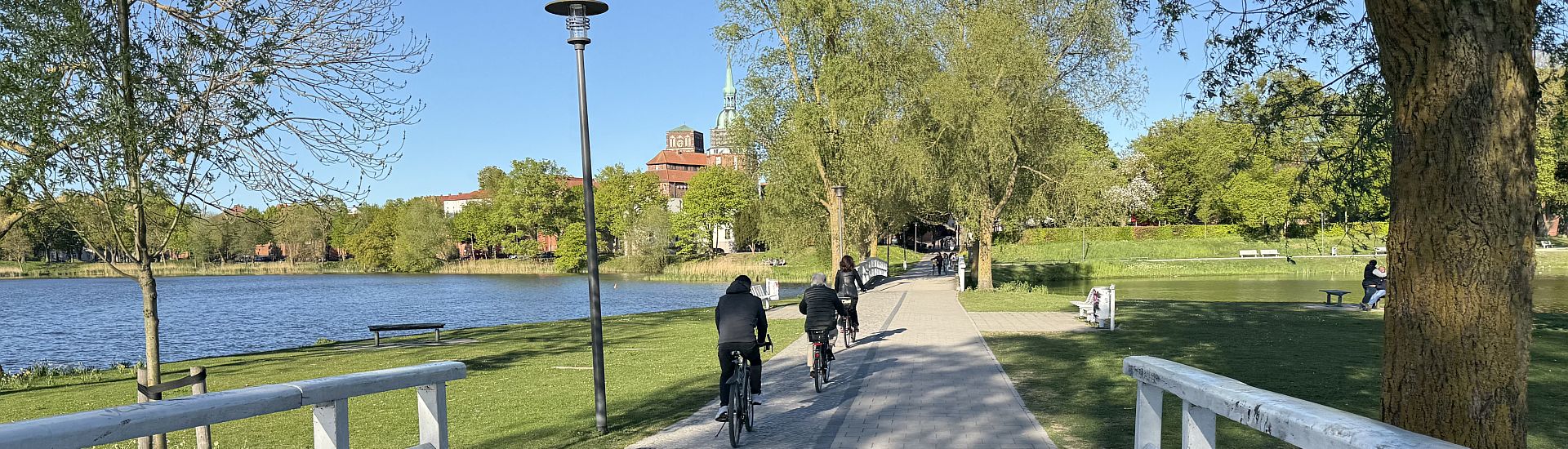 Stralsund Parkland Baltic Coast Path cyclists Cycle Breaks